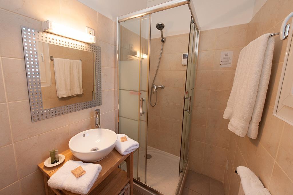Hotel Sainte Anne - Apt Habitación foto